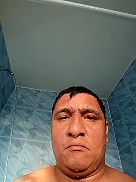 luis20212 online show from April 4, 2026, 11:40 am