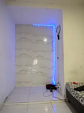 Snapshot of Lucy_slupyyy_hard chatting on April 13, 2026, 2:17 am Lucy slupyyy hard online show from April 13, 2026, 2:17 am