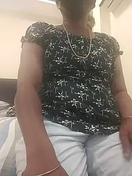 Snapshot of tamilponnu_05 chatting on July 25, 2026, 9:07 am tamilponnu 05 online show from July 25, 2026, 9:07 am
