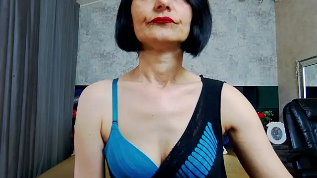 KalystaSwiss online show from May 5, 2026, 5:26 am