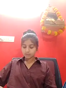 Snapshot of TANU01990 chatting on May 11, 2026, 5:02 am TANU01990 online show from May 11, 2026, 5:02 am