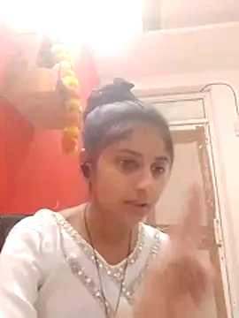 Snapshot of TANU01990 chatting on May 23, 2026, 4:18 am TANU01990 online show from May 23, 2026, 4:18 am