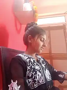 Snapshot of TANU01990 chatting on May 24, 2026, 4:17 am TANU01990 online show from May 24, 2026, 4:17 am
