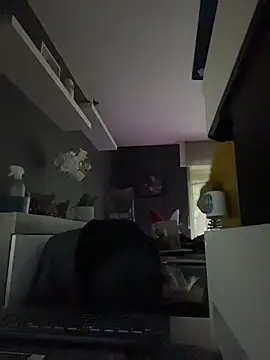 Neo60682 online show from March 29, 2026, 5:02 pm