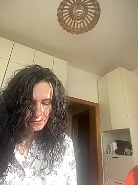 StellaMia263 online show from May 18, 2026, 5:46 am