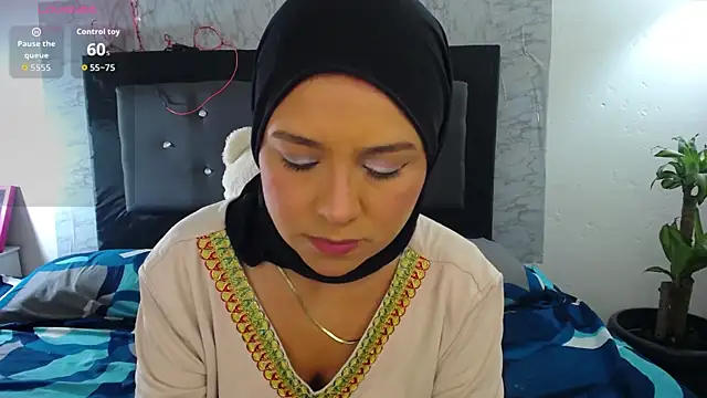 Snapshot of alia_asad chatting on April 20, 2026, 4:32 pm alia asad online show from April 20, 2026, 4:32 pm