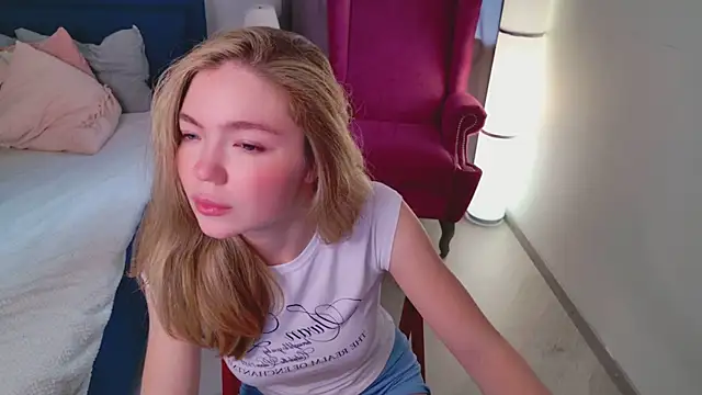Snapshot of Rita_Shy chatting on June 25, 2026, 2:21 pm Rita Shy online show from June 25, 2026, 2:21 pm