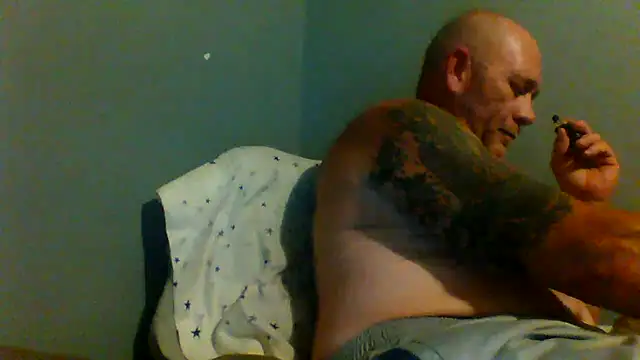 carldhammers online show from June 14, 2026, 8:49 am