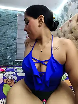 Snapshot of val_eria chatting on March 31, 2026, 1:18 am val eria online show from March 31, 2026, 1:18 am