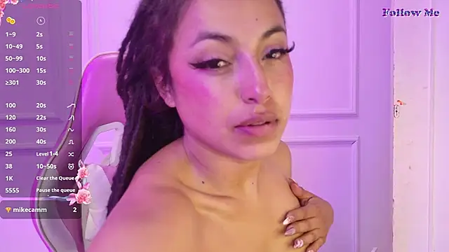 Snapshot of canela_bm chatting on June 12, 2026, 3:44 pm canela bm online show from June 12, 2026, 3:44 pm