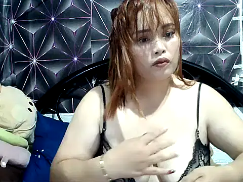 Hugeboobies69 online show from July 13, 2026, 2:42 pm