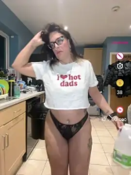 IvyBelleMilf online show from May 12, 2026, 9:12 pm