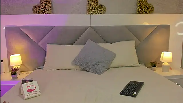 Maddy smitt online show from March 29, 2026, 7:25 pm