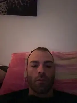 Dachialo online show from May 5, 2026, 1:57 am