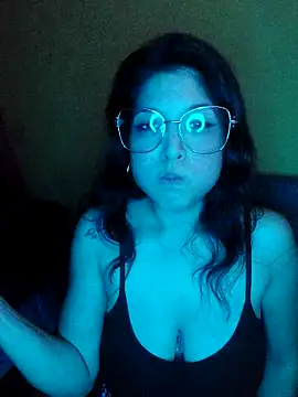 Steffanny2026 online show from April 15, 2026, 3:24 am