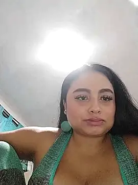 Snapshot of Aliceee_bolton chatting on April 11, 2026, 4:06 am Aliceee bolton online show from April 11, 2026, 4:06 am