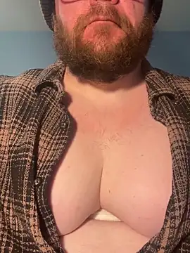 Snapshot of hugemanbreasts chatting on March 29, 2026, 2:55 am hugemanbreasts online show from March 29, 2026, 2:55 am