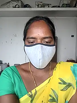 Snapshot of Tamil_Sangeetha chatting on March 31, 2026, 6:14 am Tamil Sangeetha online show from March 31, 2026, 6:14 am