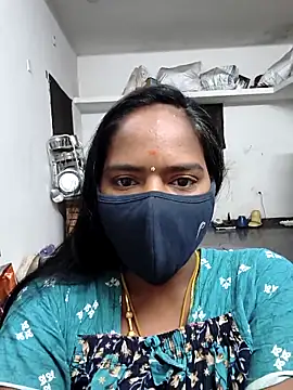 Snapshot of Tamil_Sangeetha chatting on April 10, 2026, 10:03 pm Tamil Sangeetha online show from April 10, 2026, 10:03 pm