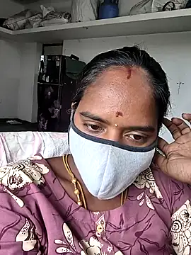 Snapshot of Tamil_Sangeetha chatting on April 15, 2026, 4:30 am Tamil Sangeetha online show from April 15, 2026, 4:30 am