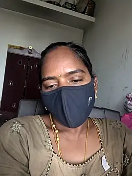 Snapshot of Tamil_Sangeetha chatting on April 23, 2026, 4:14 am Tamil Sangeetha online show from April 23, 2026, 4:14 am