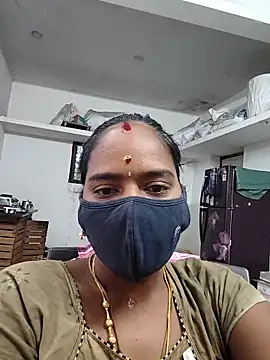 Snapshot of Tamil_Sangeetha chatting on April 28, 2026, 12:42 am Tamil Sangeetha online show from April 28, 2026, 12:42 am