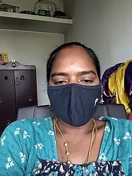 Snapshot of Tamil_Sangeetha chatting on May 3, 2026, 5:35 am Tamil Sangeetha online show from May 3, 2026, 5:35 am