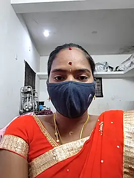 Snapshot of Tamil_Sangeetha chatting on May 4, 2026, 12:39 am Tamil Sangeetha online show from May 4, 2026, 12:39 am