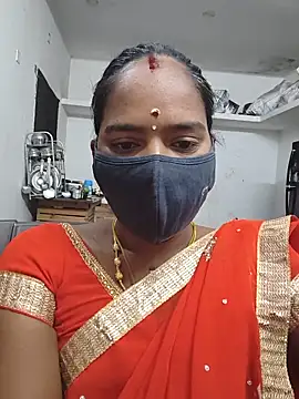 Snapshot of Tamil_Sangeetha chatting on May 8, 2026, 11:43 pm Tamil Sangeetha online show from May 8, 2026, 11:43 pm