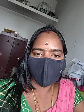 Snapshot of Tamil_Sangeetha chatting on May 10, 2026, 4:39 am Tamil Sangeetha online show from May 10, 2026, 4:39 am