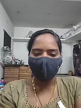 Snapshot of Tamil_Sangeetha chatting on May 10, 2026, 11:43 pm Tamil Sangeetha online show from May 10, 2026, 11:43 pm
