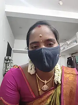Snapshot of Tamil_Sangeetha chatting on May 18, 2026, 4:13 pm Tamil Sangeetha online show from May 18, 2026, 4:13 pm