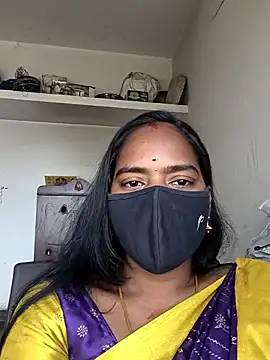 Snapshot of Tamil_Sangeetha chatting on May 20, 2026, 3:02 am Tamil Sangeetha online show from May 20, 2026, 3:02 am