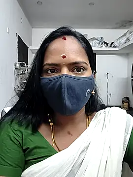 Snapshot of Tamil_Sangeetha chatting on May 24, 2026, 11:43 pm Tamil Sangeetha online show from May 24, 2026, 11:43 pm