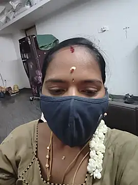 Snapshot of Tamil_Sangeetha chatting on June 8, 2026, 1:22 pm Tamil Sangeetha online show from June 8, 2026, 1:22 pm