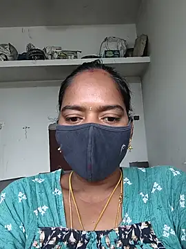 Snapshot of Tamil_Sangeetha chatting on July 5, 2026, 1:34 am Tamil Sangeetha online show from July 5, 2026, 1:34 am