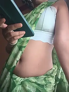 Snapshot of Curvy_Sanaya chatting on May 28, 2026, 11:07 am Curvy Sanaya online show from May 28, 2026, 11:07 am