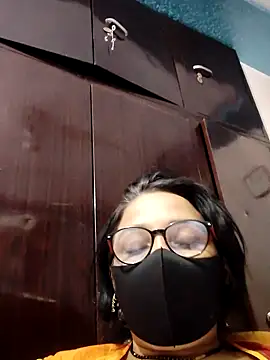 purvi46 online show from April 2, 2026, 7:22 pm