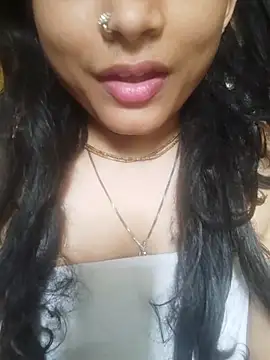 Snapshot of SweetTsAngel chatting on April 26, 2026, 7:17 am SweetTsAngel online show from April 26, 2026, 7:17 am