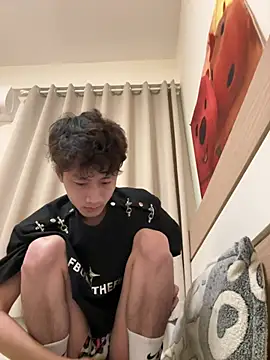Snapshot of sexyboy-3525 chatting on June 5, 2026, 12:39 am sexyboy-3525 online show from June 5, 2026, 12:39 am