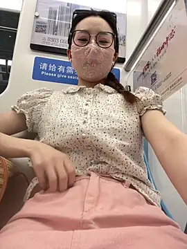 Snapshot of meimeibuguai chatting on June 11, 2026, 12:03 pm meimeibuguai online show from June 11, 2026, 12:03 pm