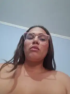 latin boobs online show from May 22, 2026, 4:56 pm