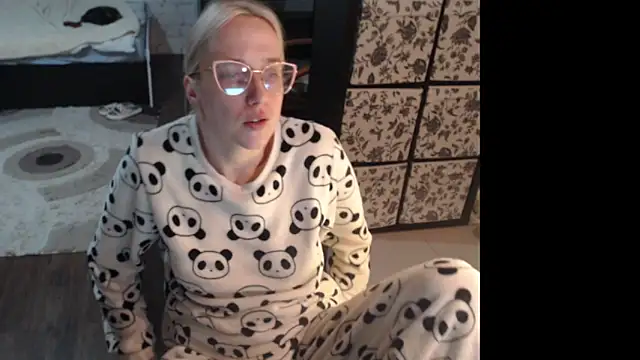 Sweet hot shrmp online show from April 23, 2026, 12:45 am