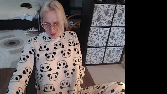 Sweet hot shrmp online show from April 24, 2026, 4:04 am