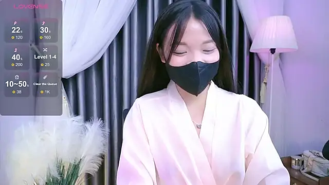 Lu Ly22 online show from June 3, 2026, 2:33 pm