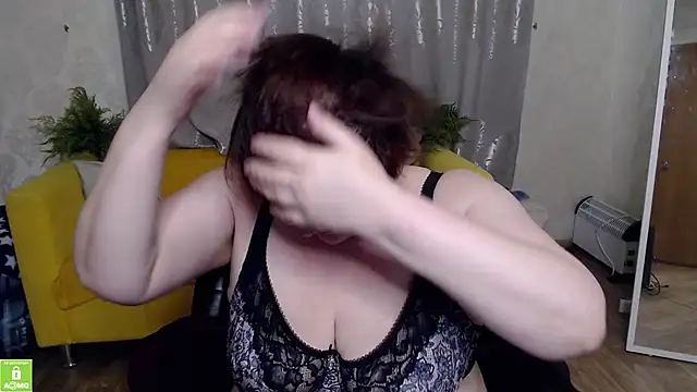 Snapshot of QUEEN02030 chatting on May 6, 2026, 1:16 pm QUEEN02030 online show from May 6, 2026, 1:16 pm