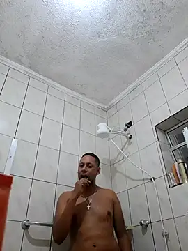 BaianinhodeSP online show from May 5, 2026, 11:13 pm