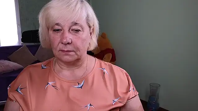 Snapshot of Milane_Milky chatting on May 26, 2026, 5:14 am Milane Milky online show from May 26, 2026, 5:14 am