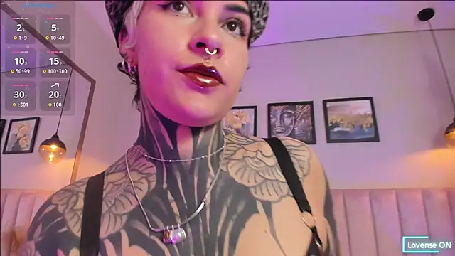 Luana fiore online show from May 5, 2026, 12:24 pm