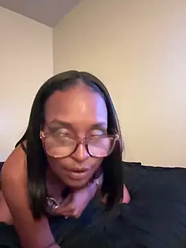 Snapshot of Obeythedoll chatting on April 1, 2026, 1:06 am Obeythedoll online show from April 1, 2026, 1:06 am